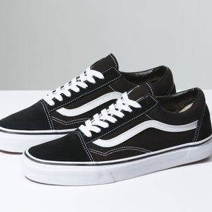 SOLD Vans Old Skool Sneakers